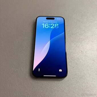 iPhone 15 Pro 128GB, natural titan, 12 měsíců záruka - 5