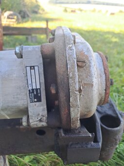 Nakladač unhz500, plně funkční - 5