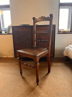Starožitný nábytek — skříň židle… - 5