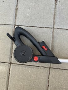 Teleskopická násada s kolečky BOSCH - 5