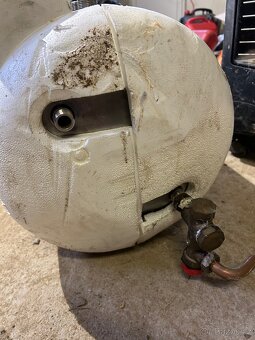 Zásobník z kotle Thermona - 5