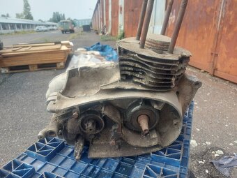 Motor Jawa 250/11 - Pérák - 5