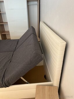 Čalouněná postel - 5