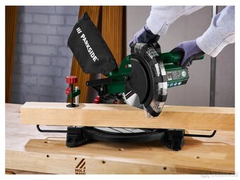 Kapovací a pokosová pila PKS 1500 C4 - 5