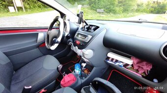 PEUGEOT 107 50 kW - 5