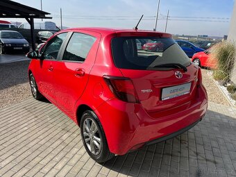 Toyota Yaris 1.3 VVTI 73KW, Parkovací kamera, Servisní kniha - 5