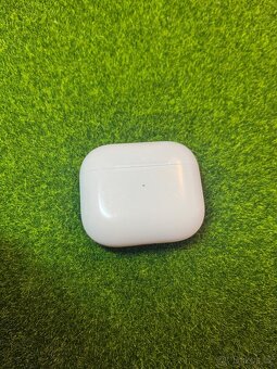 Apple airpods 3.generace - 5