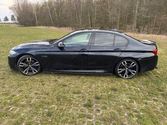 Prodám BMW f10 550i 330kw competition - 5