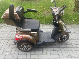 Elektrický Skútr Econelo J1000 - 5