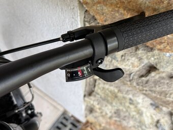 Rascal 24 - Titanium (rok staré) - 5