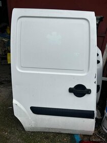 fiat Dobloo r.v 2008 nahradni díly , dvere , lampy - 5