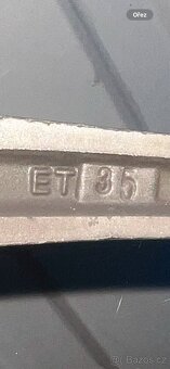 225/35 r19 8J - 5