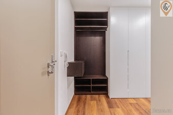 Pronájem nadstandardního bytu 2+1 s lodžií po kompletní reko - 5
