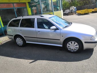 Škoda Oktavia 1.6 kombi - 5