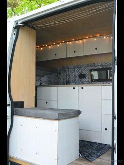 Obytné sebestačné IVECO daily - 5