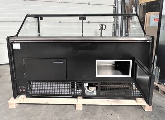 Chladící vitrína s hranatými skly 2,5m - 5