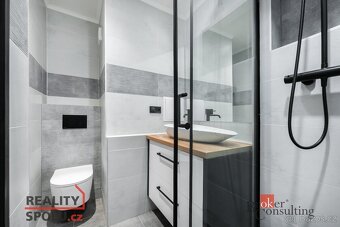 Pronájem, byty/1+kk, 31 m2, Brožíkova 610/3, 50012 Hradec Kr - 5