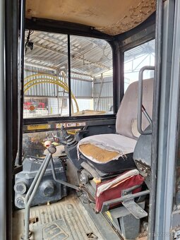 JCB 803 - minirypadlo 3t - 5