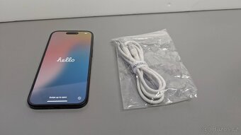 iPhone 15 128GB Černý - Super stav, jako nový, kabel - 5