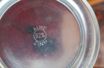 Skleněný korbel s kovovým víčkem - 5