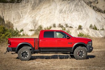 Rezervace Dodge RAM 2500 Power Wagon 6.4L - 5