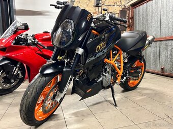 KTM SUPERDUKE 990 - 5