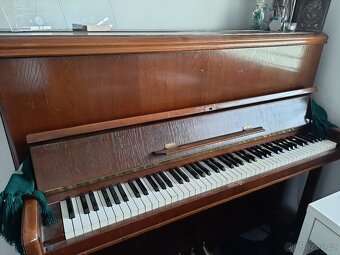 Pianino Petrof GRAND PRIX - 5