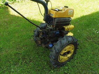 prodám malotraktor agzat s nářadím, super stav - 5