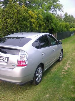 Výjimečná příležitost Nadstandartní Prius na prodej - 5