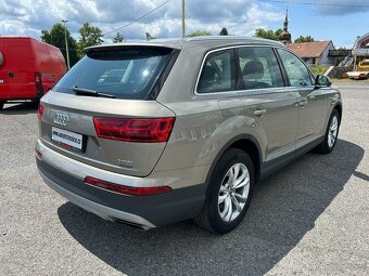 Audi Q7 3,0 3,0 TFSI 4X4 - MÁLO KM - 5