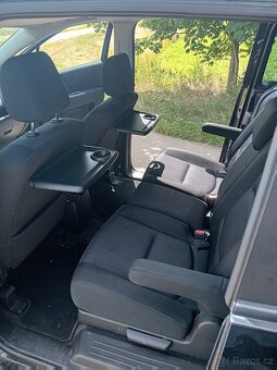 Mazda 5 2,0i 107kw - 5
