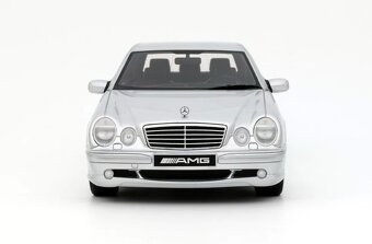Mercedes-Benz W210 E55 AMG 2001 1:18 OttoMobile - 5