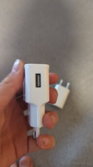Zástrčky do zásuvky Samsung, Apple - 5
