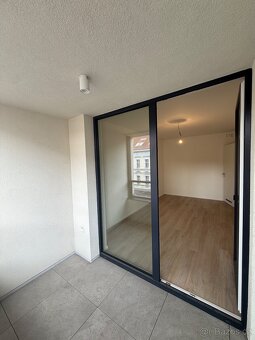 Pronájem bytu 2+kk, 54 m² + lodžie, Praha 5 - Smíchov - 5