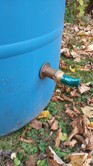 2x plastový sud 200 litrů - 5