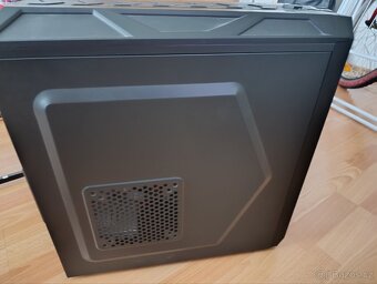 Stolní počítač Evolveo - 5