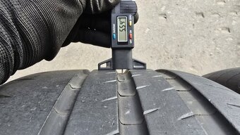 Letní pneu 245/35/20 Michelin - 5