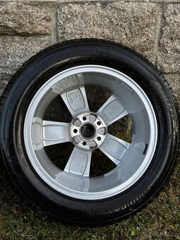 Zimni alu kola skoda scala 195/60 r16 - 5