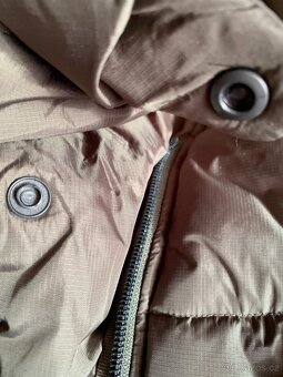 dámská péřová bunda zn. Levi's - vel. M - 5