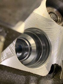 Hlava motoru 2.0 tdi pd - 5