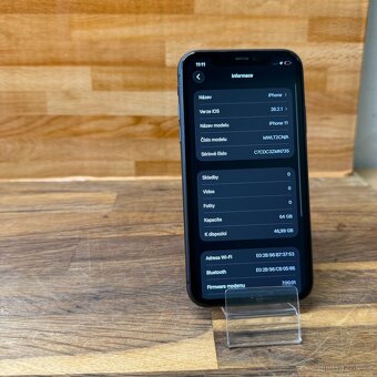 IPhone 11 64GB, černý (12 měsíců záruka) - 5