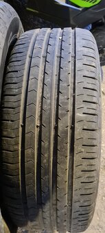 Continental 215/55r17 - 5