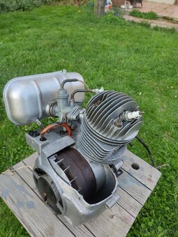 Motor Manet Tatran 125 - 5