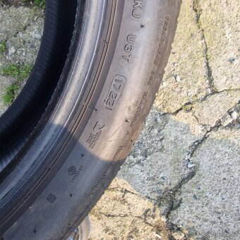 PRODÁM 2 LETNÍ PNEU BRIDGESTONE 245/45/20, CENA JE ZA 2 KUSY - 5