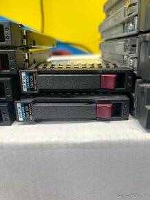SASové disky 2,5" a 3.5"různé velikosti více kusů - 5
