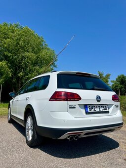 Volkswagen Golf 7 Variant alltrack 4x4 - 5