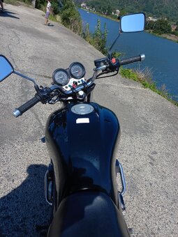 Honda CB750 Seven Fifty - 5