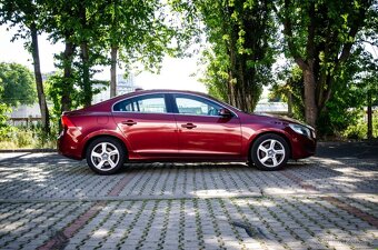 Volvo S60 D3 Momentum Geartronic - 5