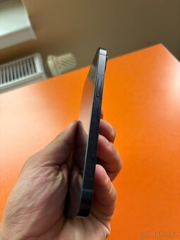 Apple iPhone 13 - 5