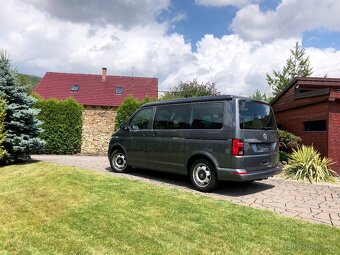 VW California T6.1 4x4 DSG DPH-barva Grey Multivan - 5